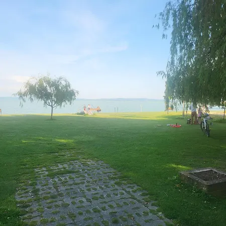 Kali Medence Kapuja 3 Apartment *