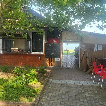 Apartamento Kali Medence Kapuja 3 *